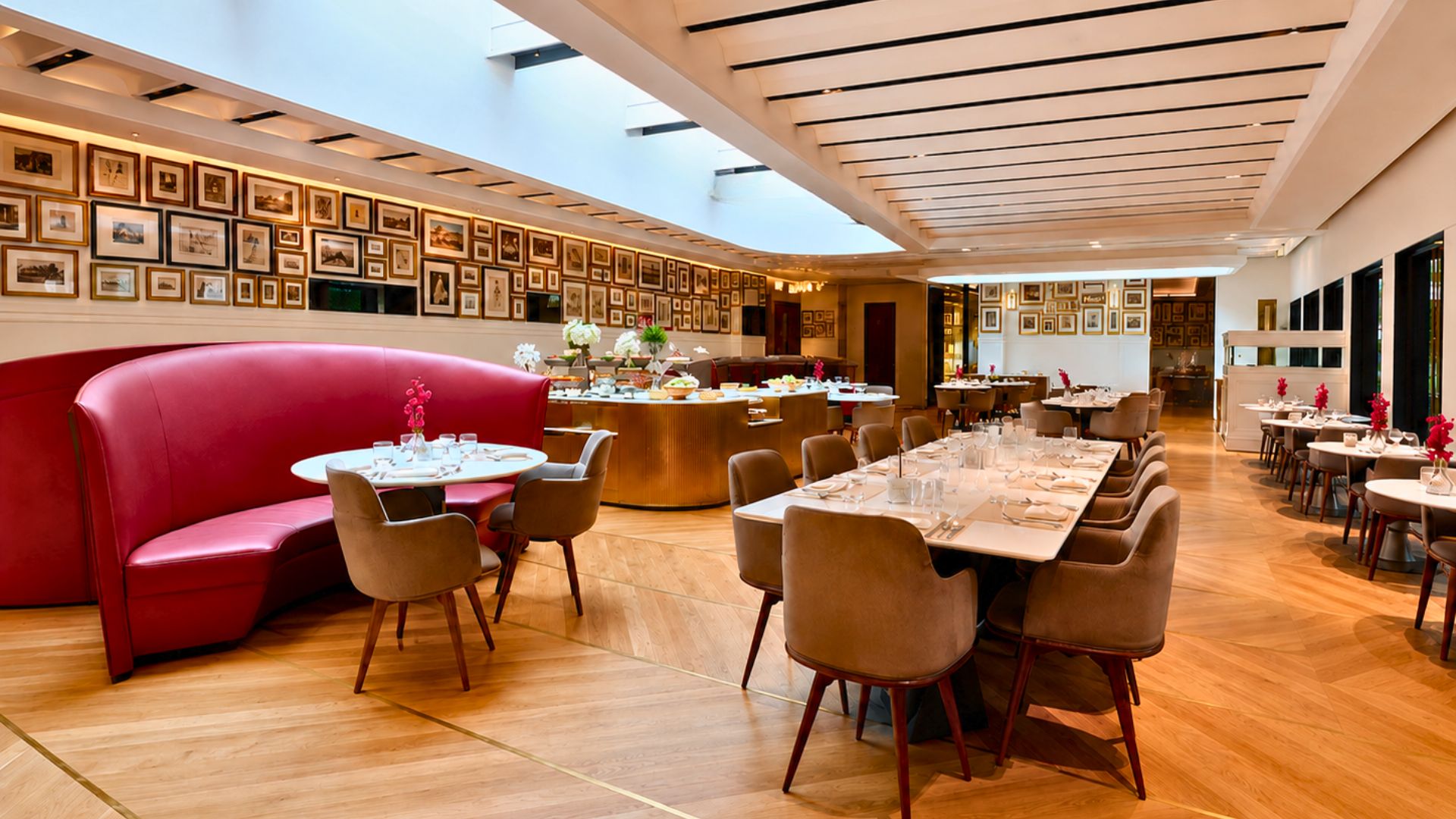 Adaa restaurant at Taj Falaknuma Palace, Hyderabad