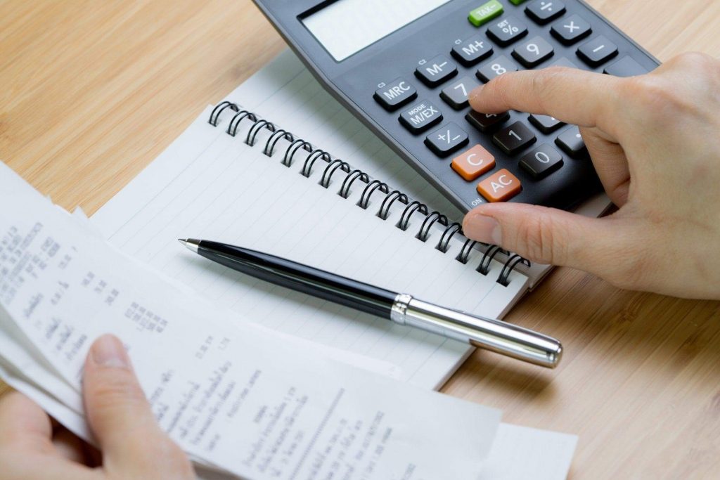 Planning a budget for opening a new restaurant